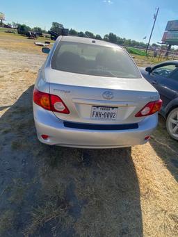 2008 Toyota corolla LE Silver Shows 239k miles runs & drives no title