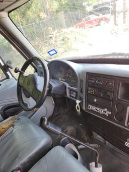 2003 internacional de 466 Navistar good runs truck