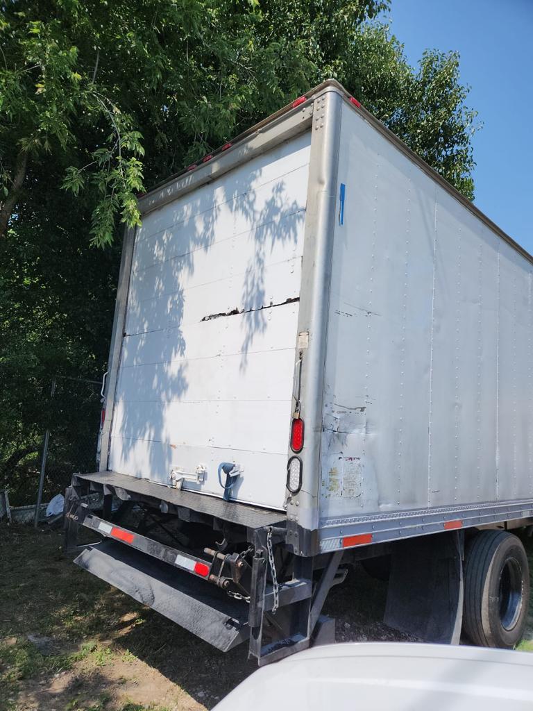 2003 internacional de 466 Navistar good runs truck