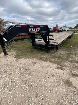 Elite 35ft. W 5ft. Dove with mega ramps