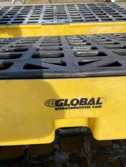 Large global spill containers