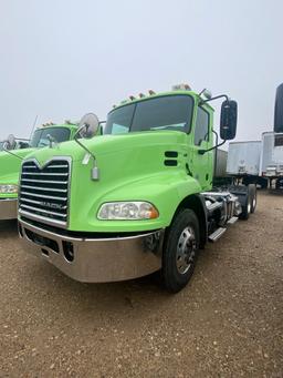 2016  Mack Day Cab 261K 10 Speed Transmission Mack MP8 Motor runs & drives alluminum 22.5 Wheels