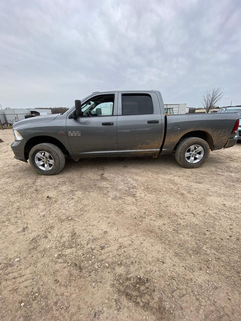 2013 Dodge Ram 1500 Crew Cab 5.7 Hemi 218K Ac/heat runs 7 drives clean title