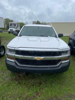 2016 Chevy Silverado Crew Cab 4WD 169K Miles runs & drives clean title