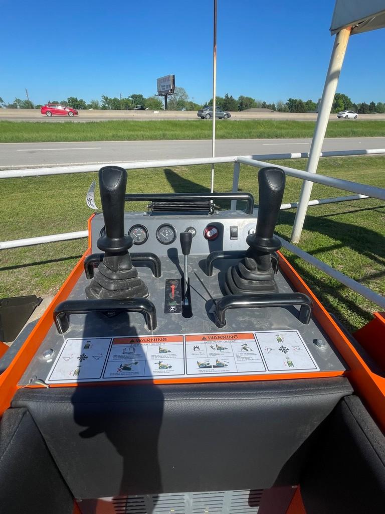 2024 Diggit SCL 850 Mini Track Loader 740CC Gas Engine
