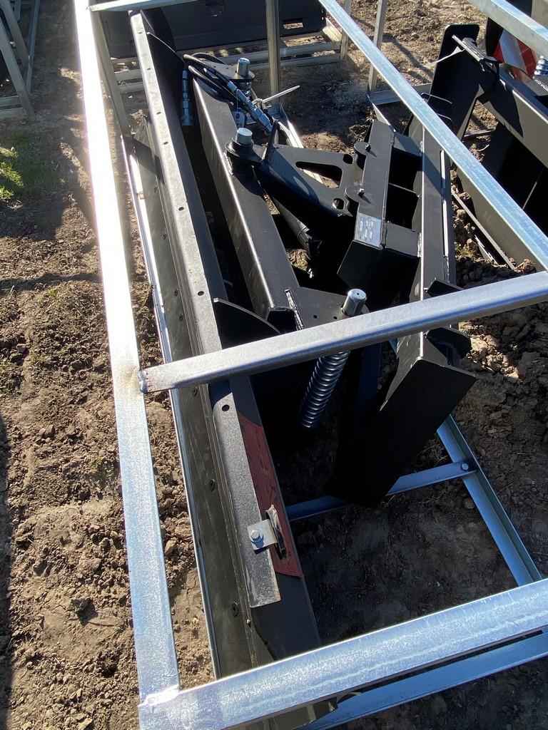 New 86" Quick Attach Hydraulic Dozer Blade