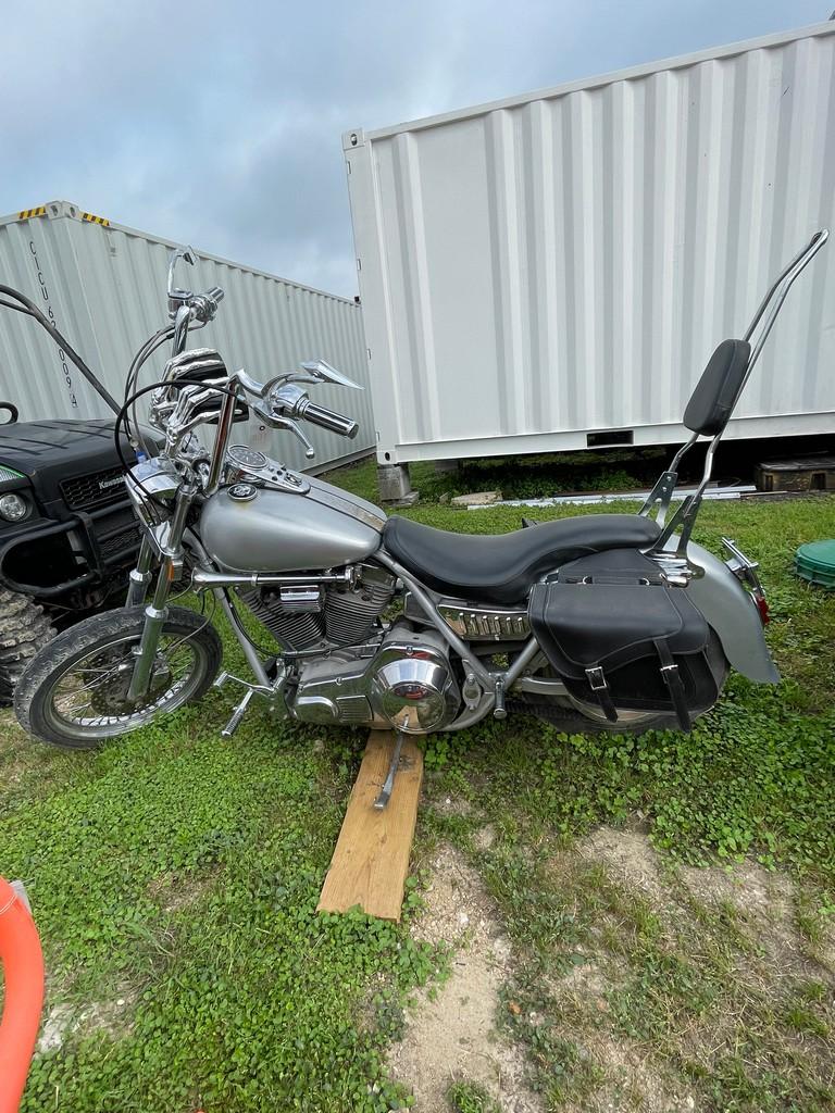 1982 Harley Davidson FXRS Runs & drives Has title