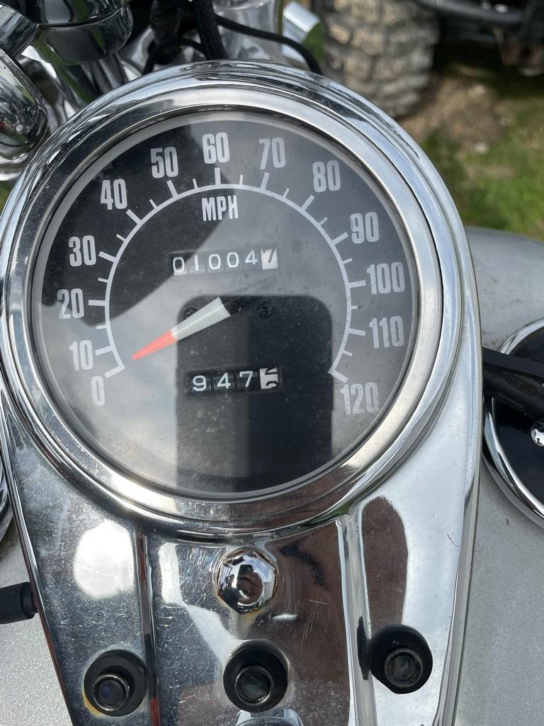 1982 Harley Davidson FXRS Runs & drives Has title