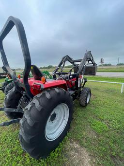 Massey 1433V 920 hours 4x4 Shuttle Shift