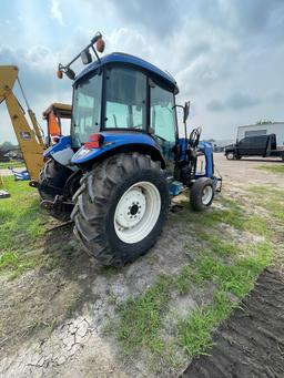 New holland TD80D Closed Cab AC/Heat 2100 hrs. 2WD Diesel has motor knock