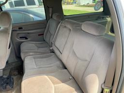 2004 GMC Yukon 220K Miles runs & drives clean title