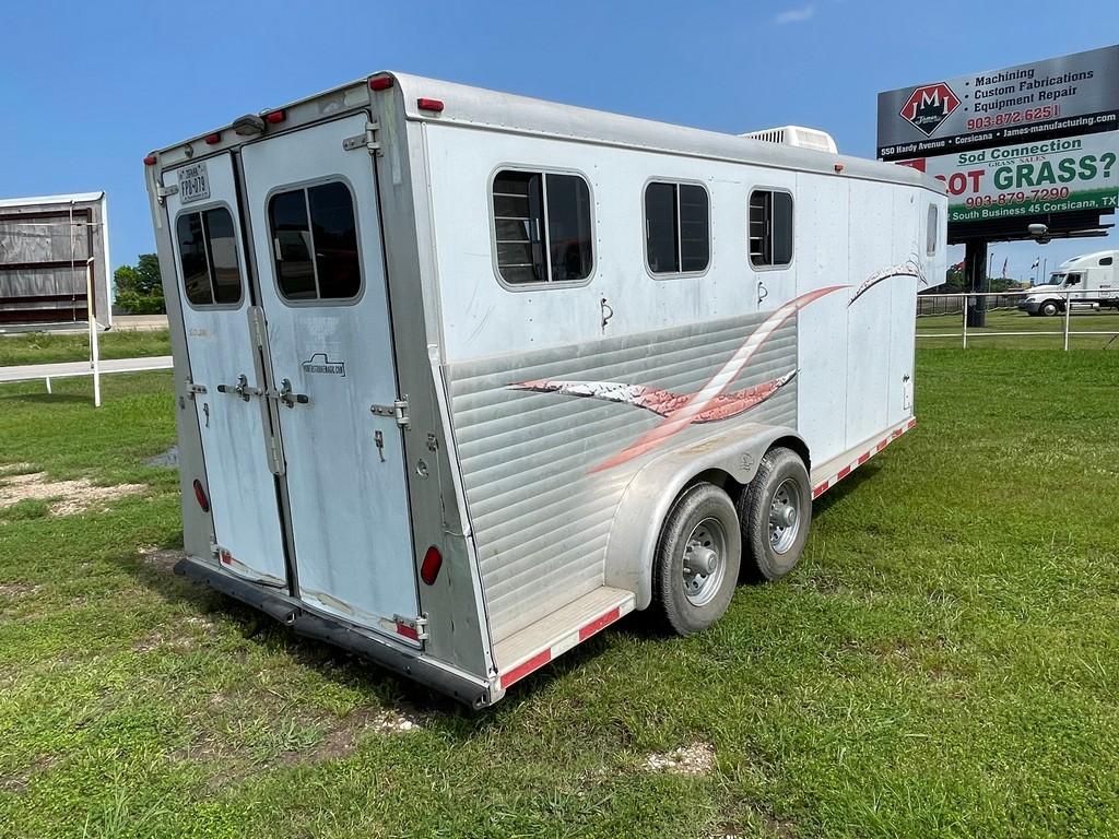 1997 Sooner 3 Horse trailer with living area