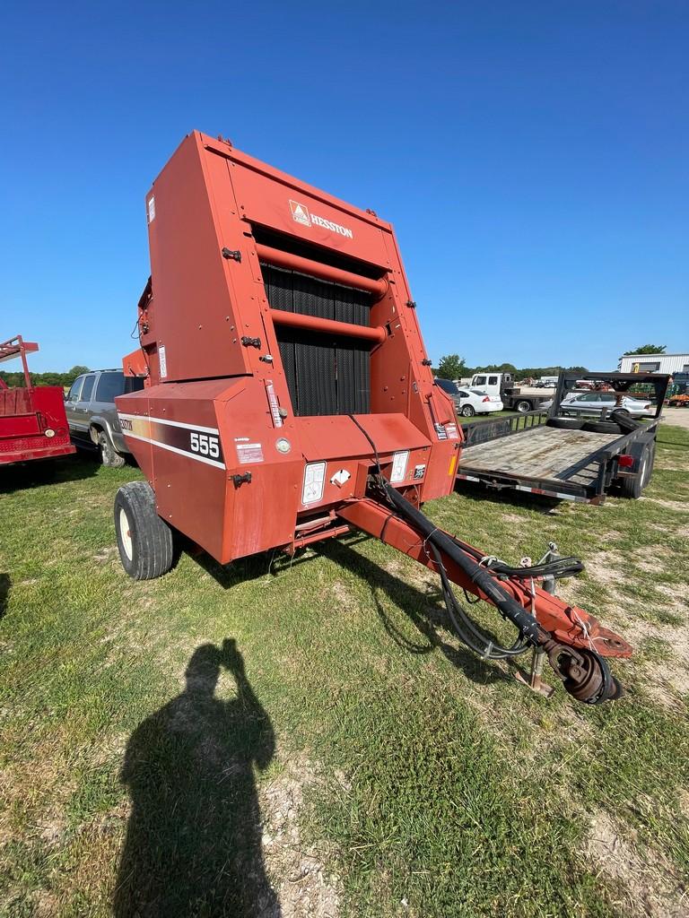 Hesston 555 4x6 Bale with Moniter & Pto