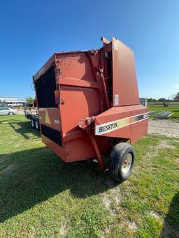 Hesston 555 4x6 Bale with Moniter & Pto