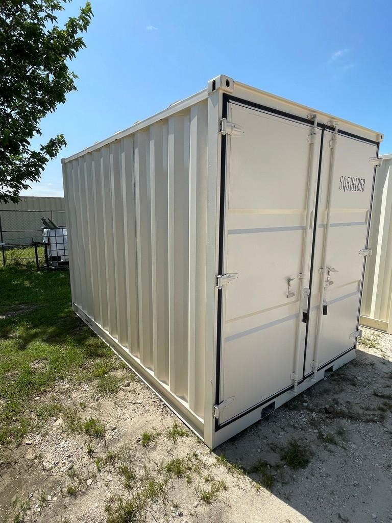 11'x7' Storage container with side door & window