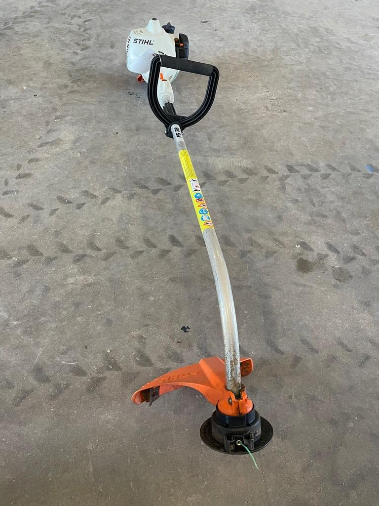 Stihl F538 weedeater