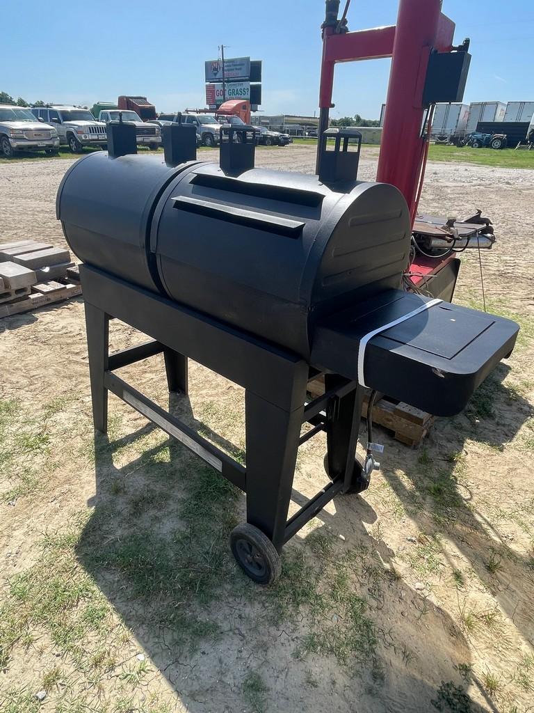 Brinkman Grill with propane burnes good condition