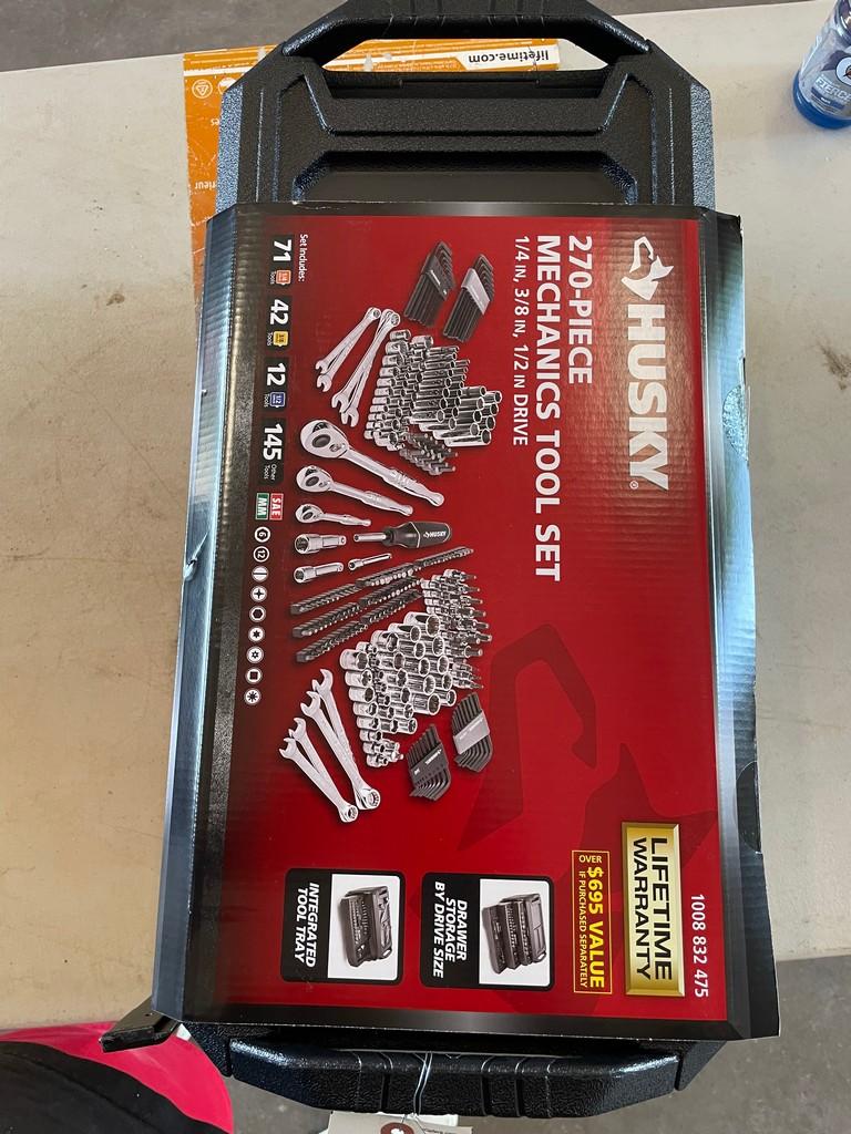 New Husky 270 pc Mechanic tool set