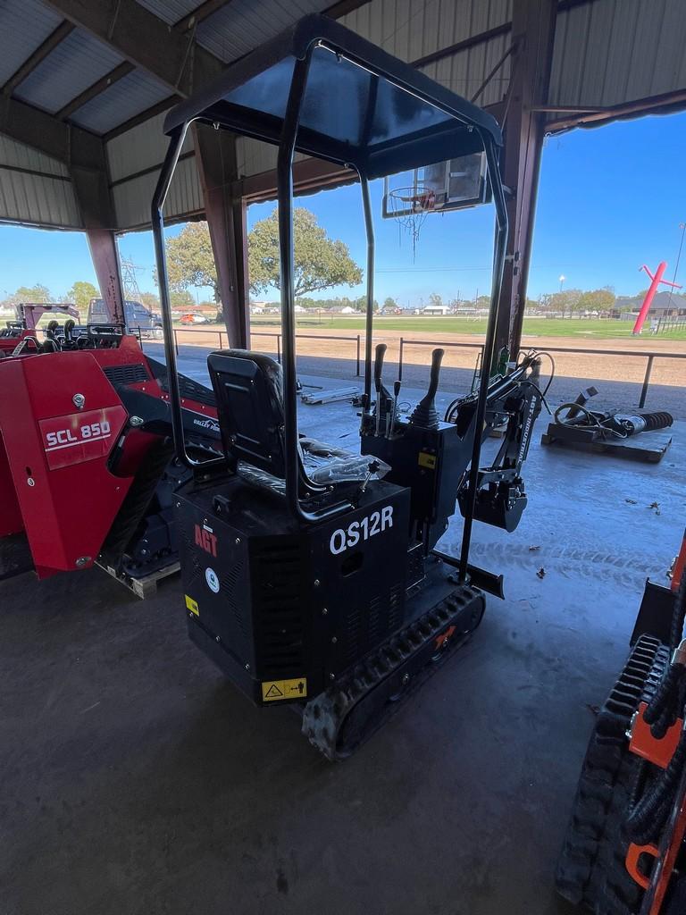 New AGT QS12R Mini Excavator 420CC Rato Gas Engine