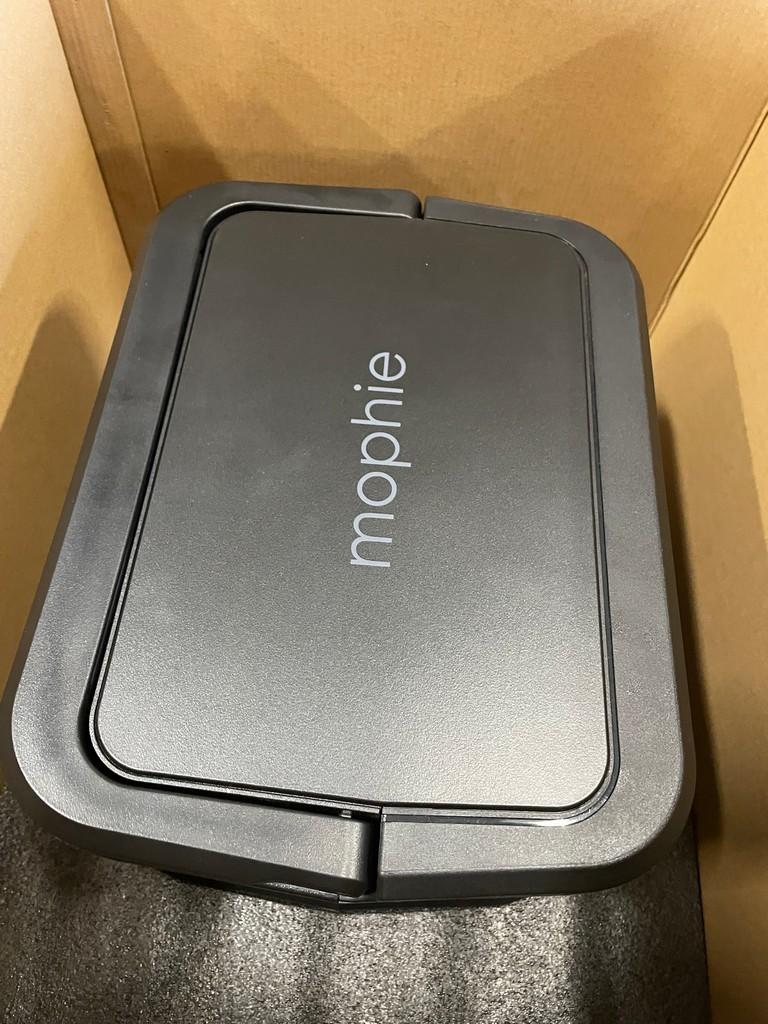 Mophie Power station