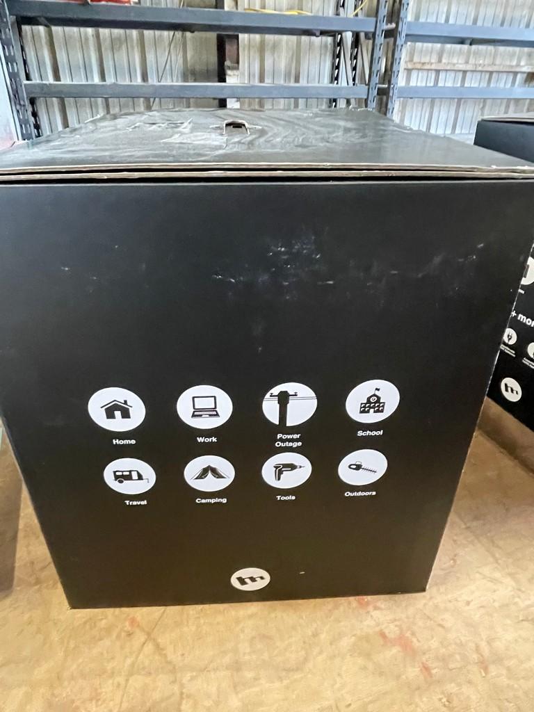 Mophie Power station