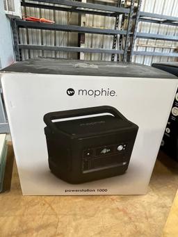 Mophie Power station