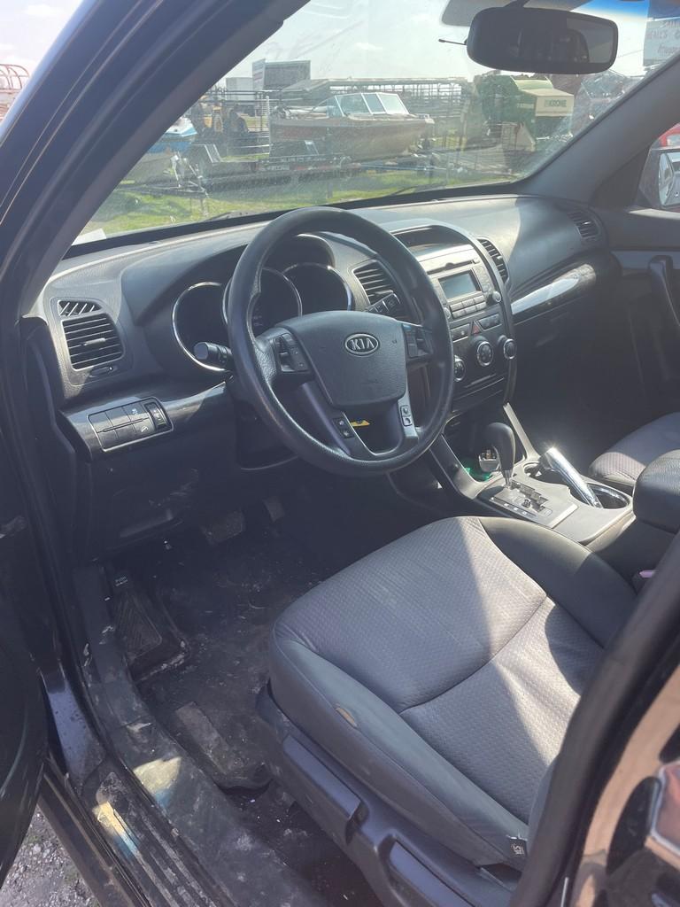 2013 Kia SUV non running clean title