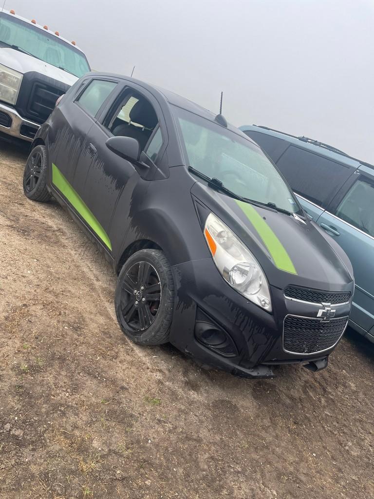2015 Chevy spark runs and drives great 118K miles vin#11052