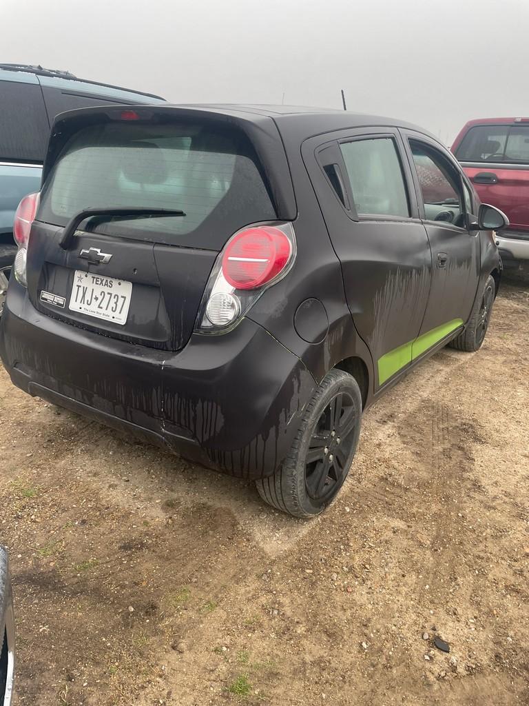 2015 Chevy spark runs and drives great 118K miles vin#11052