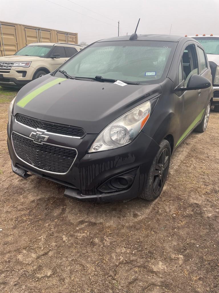 2015 Chevy spark runs and drives great 118K miles vin#11052