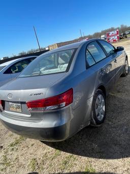 2006 Hyundai Sonata 243,713 miles runs and drives vin#25470 clean title