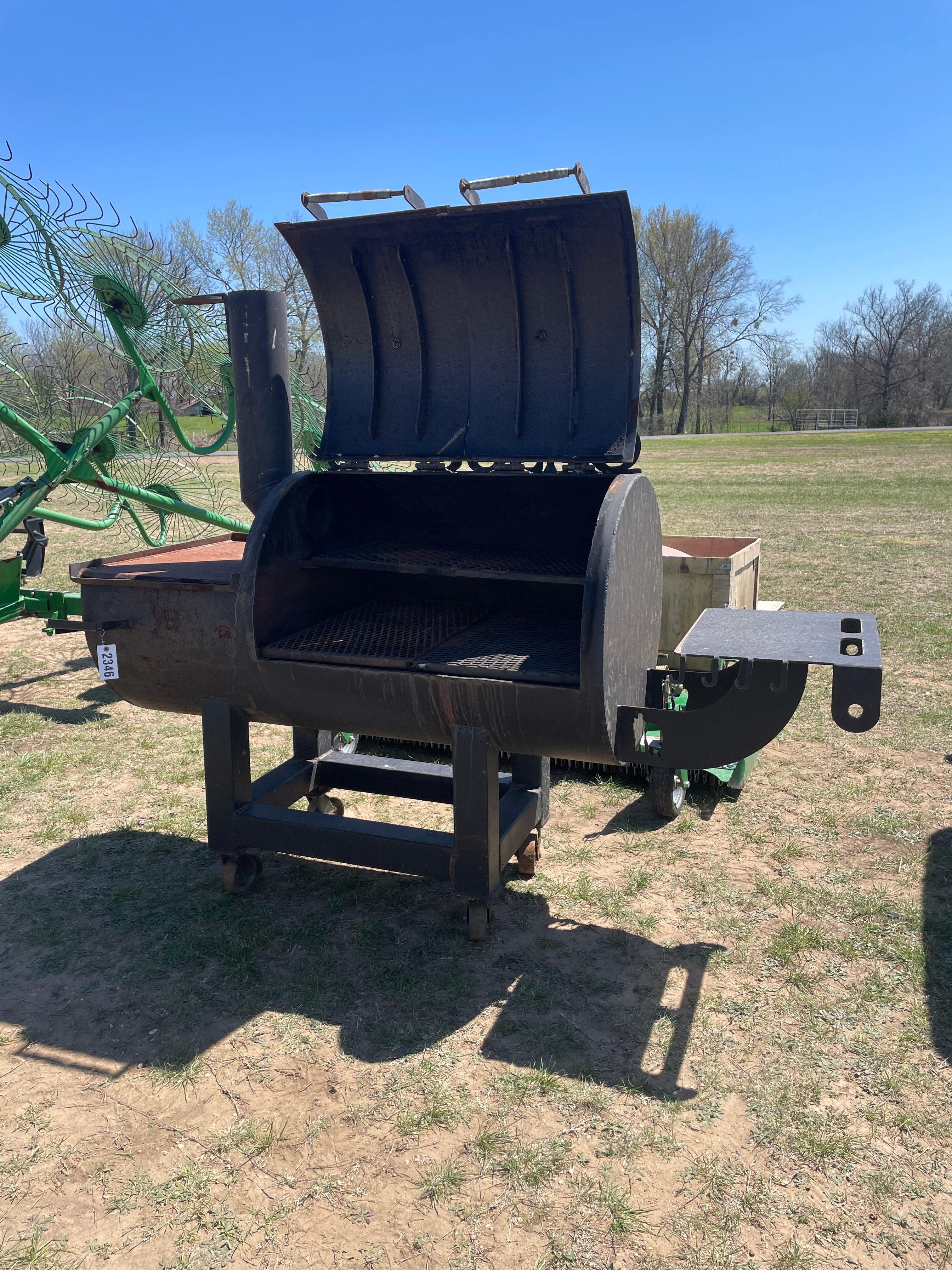 HD Custom BBQ Grill/Smoker on Castors