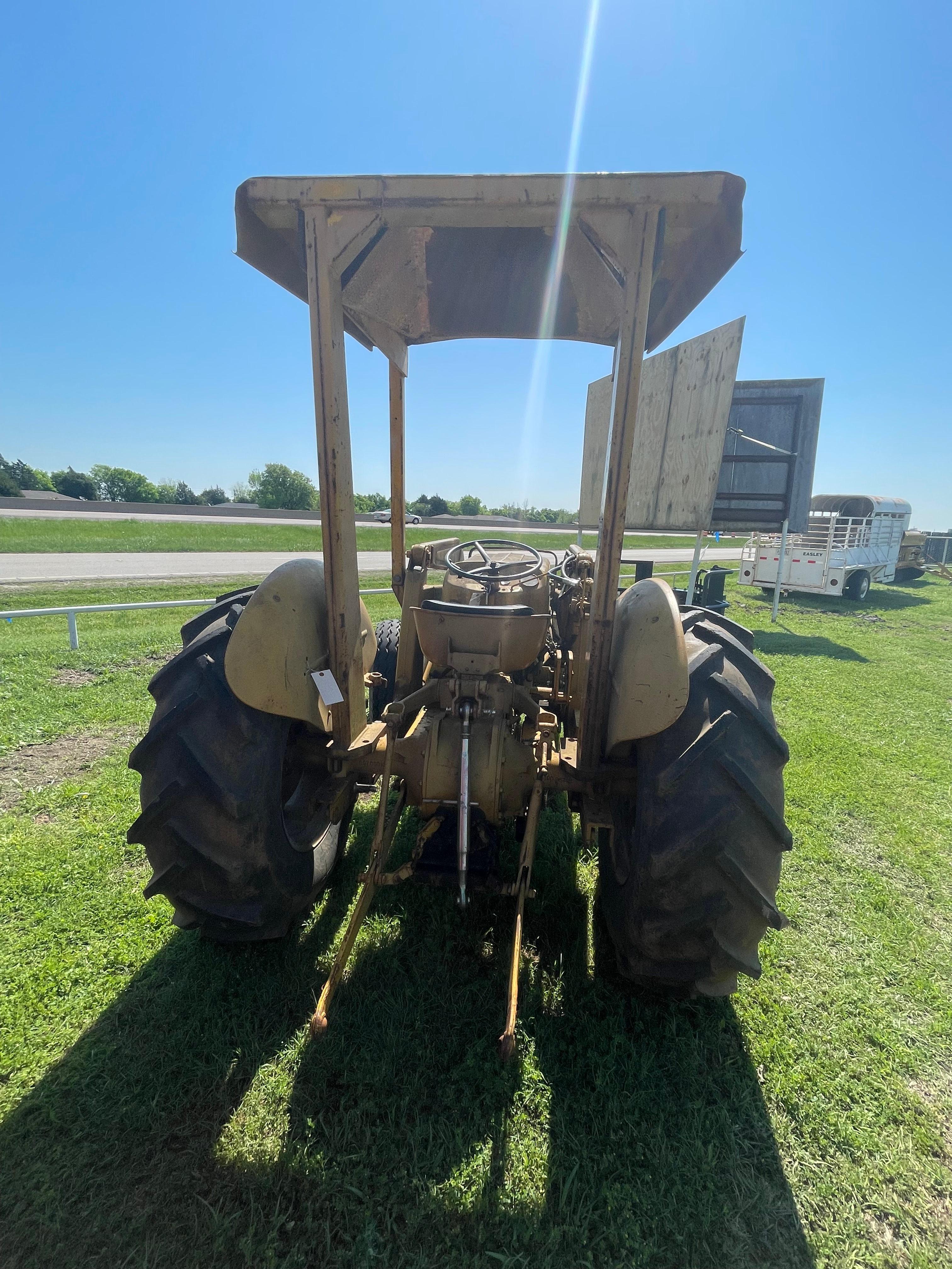 Massey Ferguson M1538