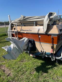 1983 Glassmaster lake Ready 2.5L OMC Stern Drive, Tags good till eptember 2025 has title