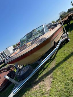 1983 Glassmaster lake Ready 2.5L OMC Stern Drive, Tags good till eptember 2025 has title