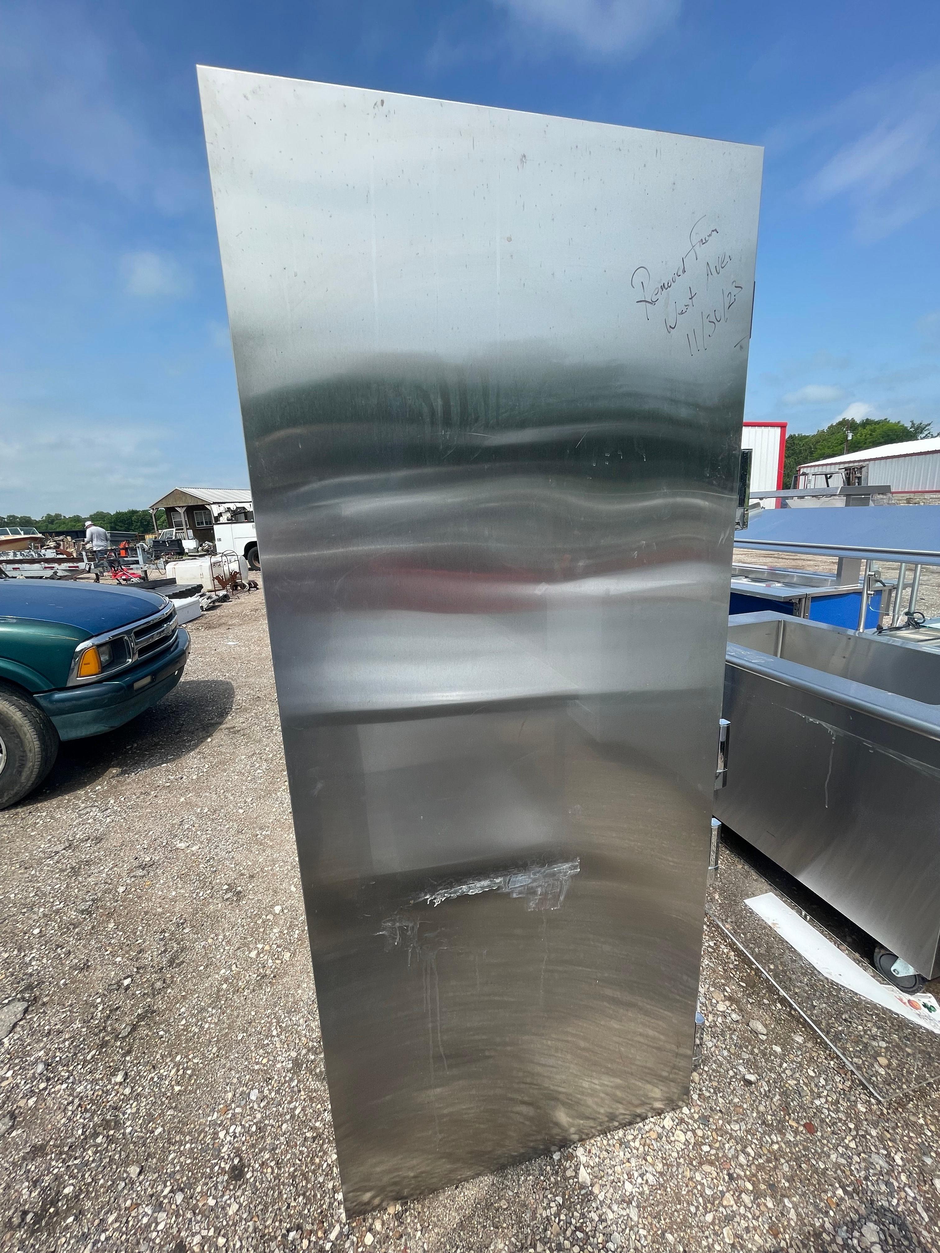 Travllen 4 door commerical refrigerator