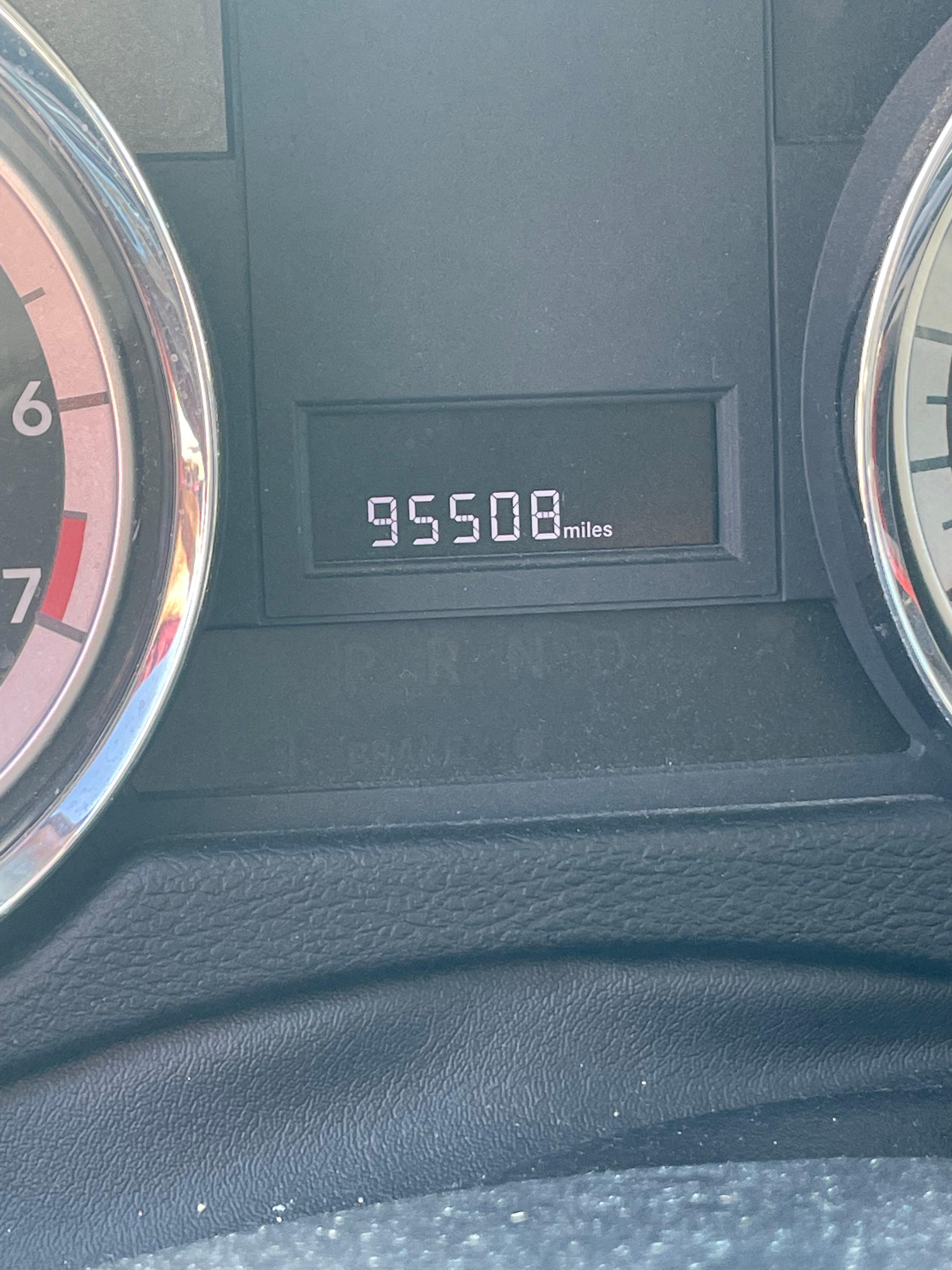 2011 Dodge Caravan 95,508 miles Vin#2D4RN4DG0BRR670909