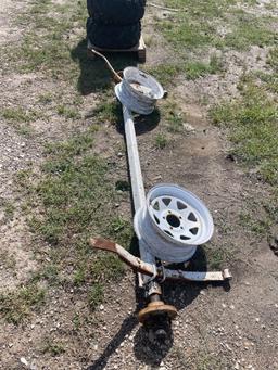 Trailer axle with 2 rims