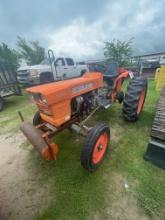 Kubota L245 Diesel Tractor With 1060 hrs
