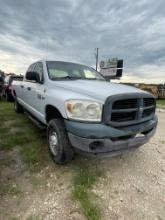 2009 Dodge Ram 2500 5.7 HD White runs and drives 4x4 works 195,361 miles vin#3D&KS28T39G561742