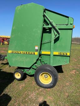 John Deere 566 Round Baler