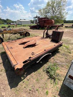 Heavy Duty Flatbed with Fifth Wheel Hitch with Rolling Tailboard