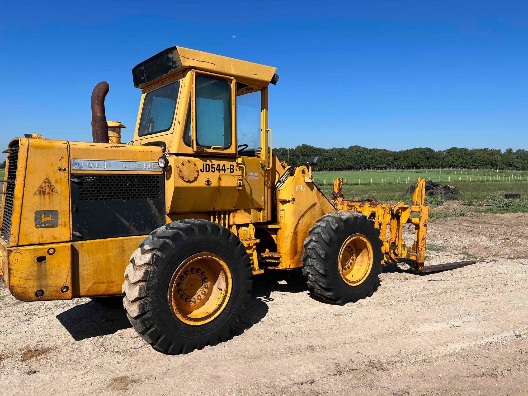 John Deere 544B Front Wheel Loader