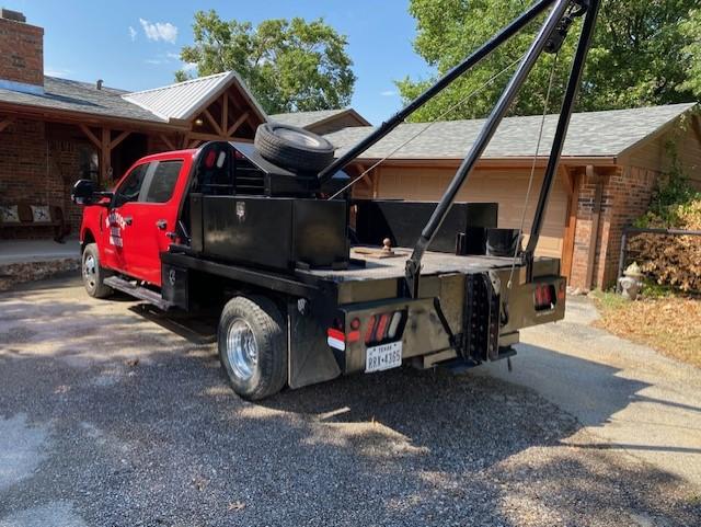 2017 Ford F-350 - 4x4 - Flatbed with Toolboxes, Electric Winch - 98,000 Miles