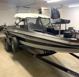 1988 Stratos 266 FS Boat - Has Johnson 90 Motor - Runs - Comes with Titles