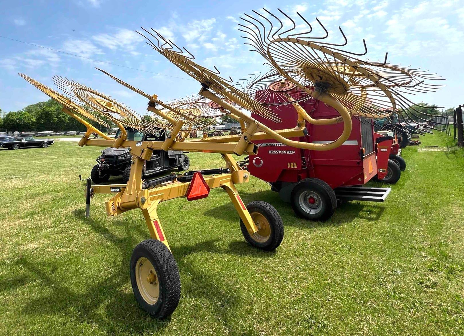 Vermeer VR1022 10-wheel Hay Rake