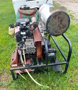 Power Washing Unit with Honda GX 630 Motor - Starts and Runs - Will Need a Battery, per owner