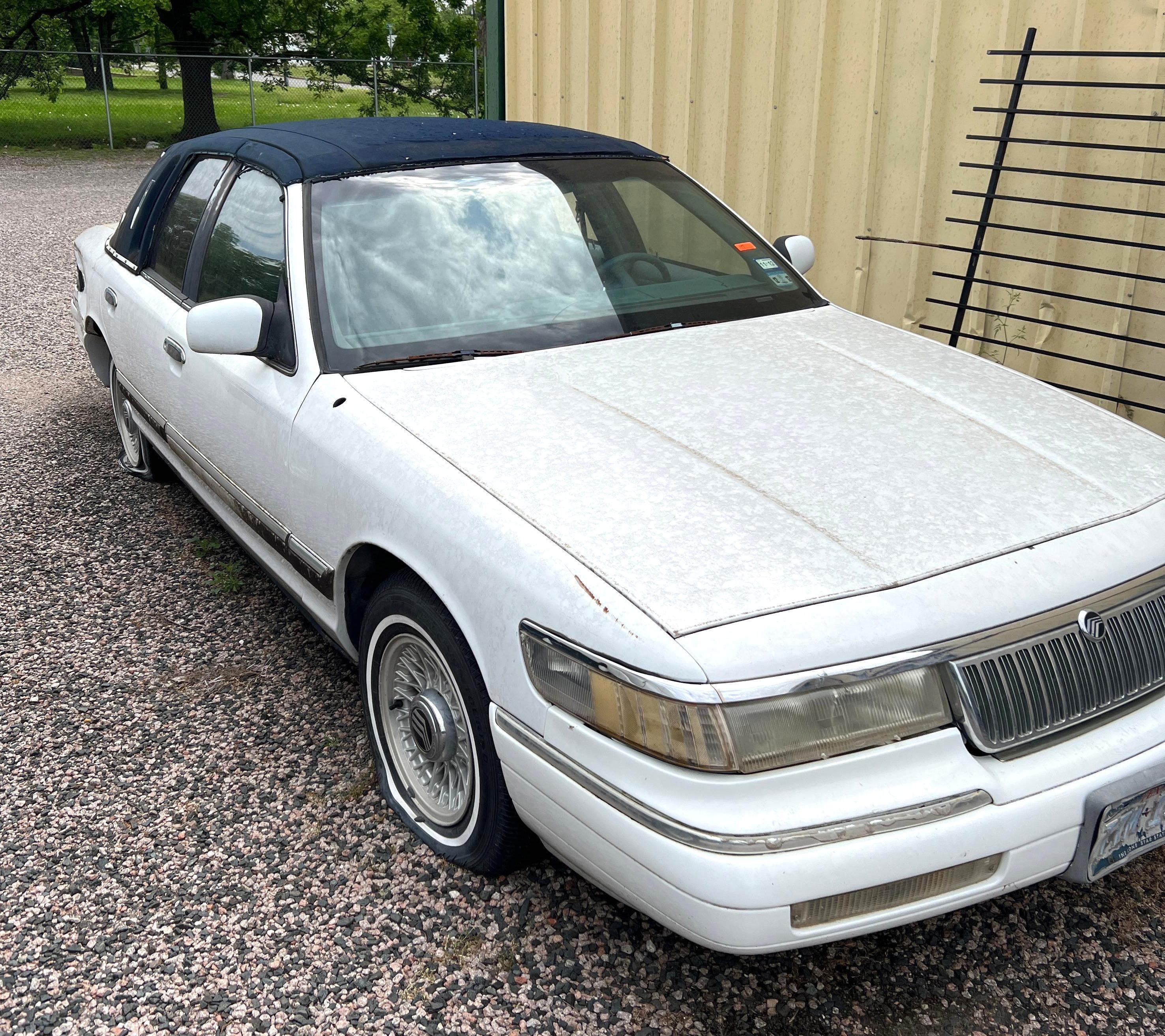 1993 Mercury Grand Marquis 4 dr Sedan - 70,769 miles - Does not run