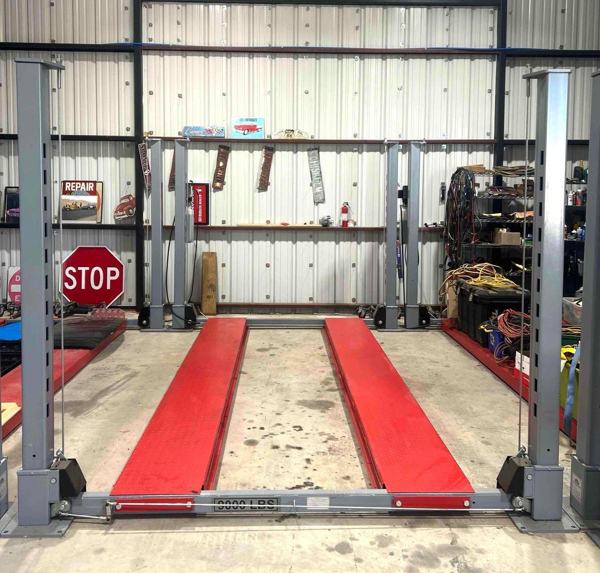 4 Post Advantage 9000 pound Vehicle Lift - Like New