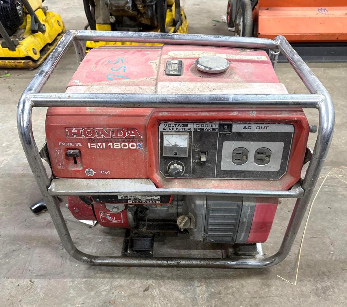 Honda EM 1800 Generator - Has Compression - Didn't get started